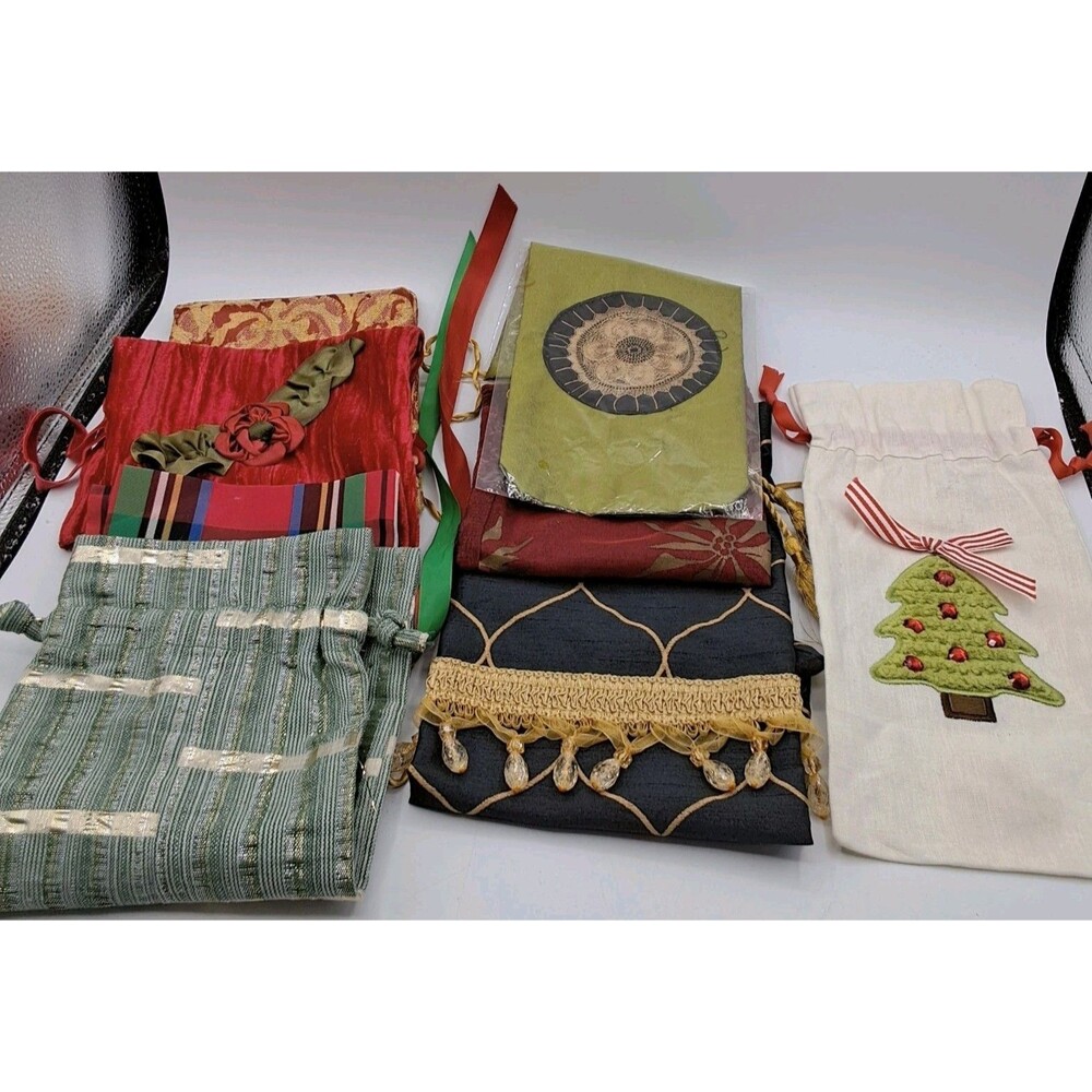 Lot Of 8 Festive Holiday Fabric Wine Gift Bags With Drawstring - 8 Pack Bundle